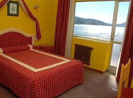 Hotel Islas *