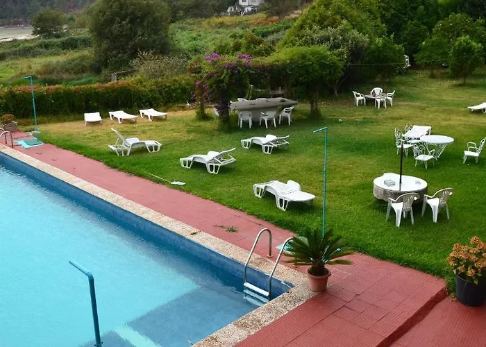 Islas Hotel *